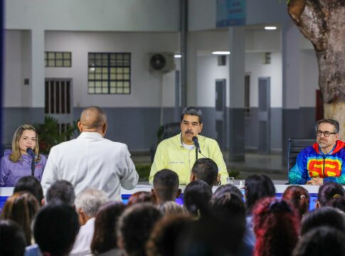 Maduro promete recuperar los siguientes espacios de la Universidad de Carabobo