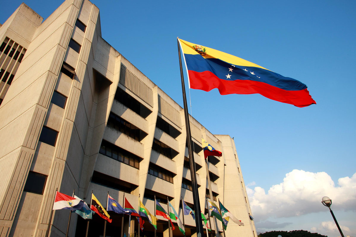 Sin Edmundo González, candidatos acudieron al TSJ para certificación de resultados electorales