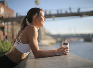 Tomar café antes de entrenar mejora el rendimiento físico ¡Entérate la razón!