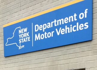 Nueva York | DMV lanza unidades móviles para tramitar el Real ID (+Ubicaciones)