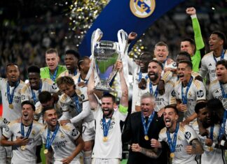El Real Madrid celebra la decimoquinta Champions en el Santiago Bernabéu