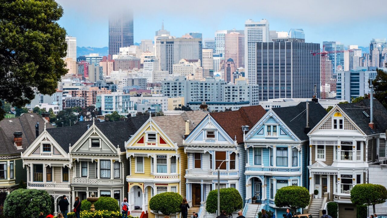 EEUU: El pueblo de California donde se puede obtener vivienda a mitad de precio