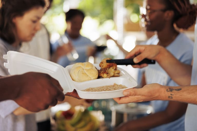 Nueva York: Darán desayuno y almuerzo gratis a niños durante el verano (+Locaciones)