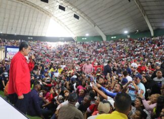 Maduro convoca una consulta nacional para proyectos comunales (+Fecha)