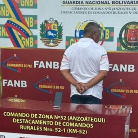 Detienen a un hombre por alterar el orden público en centro electoral de Anzoátegui