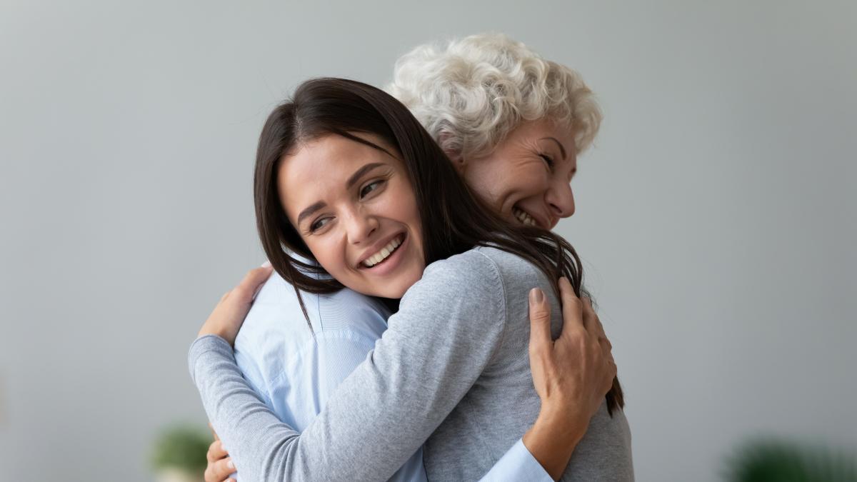 ¿Sabes cuántos abrazos necesitas al día para sentirte feliz? Aquí te decimos