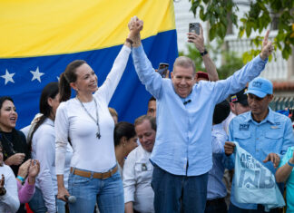 Así se desarrolla el cierre de campaña de Edmundo González en Las Mercedes (+Imágenes)