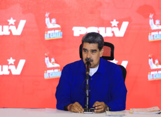 Maduro promete financiamiento a quienes perdieron sus negocios en hechos de violencia (+DETALLES)