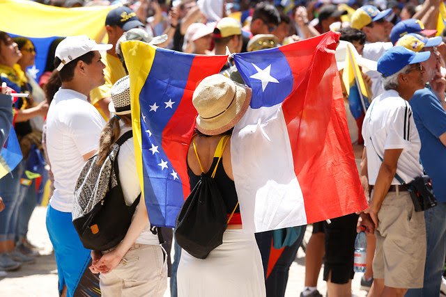 Solicitan oportunidades de regularización para venezolanos en Chile (+Detalles)