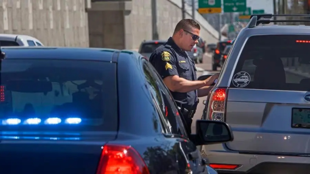 Nueva York | Conozca porqué puede recibir una multa de tránsito: Qué no hacer  