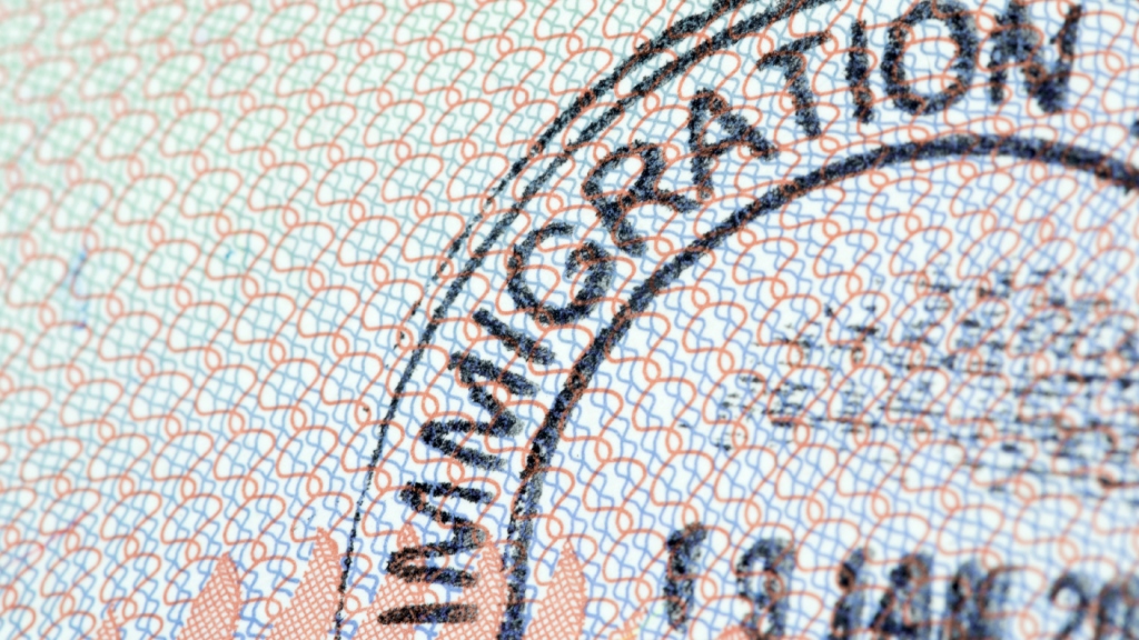 Conoce la visa que permite a los inmigrantes permanecer hasta cuatro años en EEUU (+Detalles)