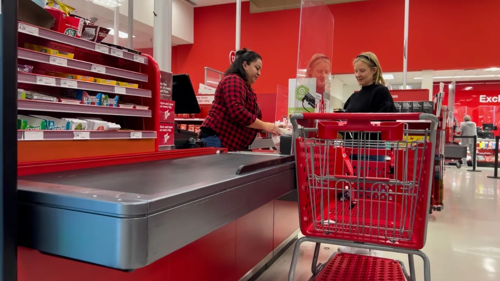 EEUU | Target ofrece empleo con paga de hasta $3.600 al mes (+Requisitos)