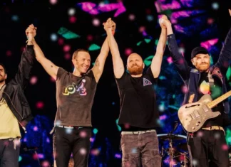 Leyenda del tenis compartió tarima con vocalista de Coldplay en Roma