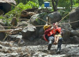 Cruz Roja traslada equipo multidisciplinario a Cumanacoa para atender emergencia