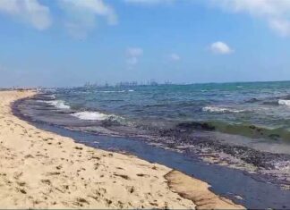 España | Cierran estas playas por derrame de combustible (+Video)