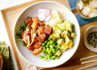 Descubre el poke, platillo principal de la comida hawaiana