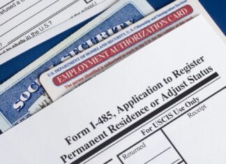 California | Esto es lo que requiere un inmigrante para sacar un permiso de trabajo (+Paso a paso)