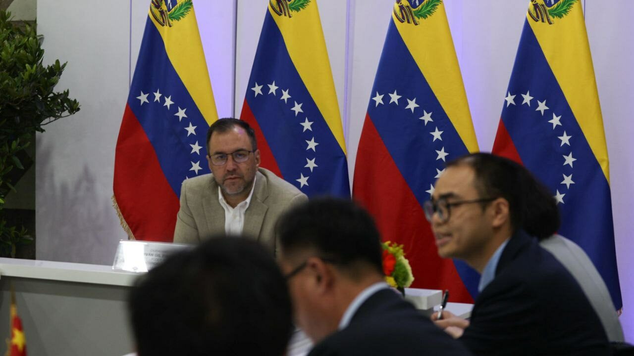 Arribó delegación china que acompañará proceso electoral en Venezuela
