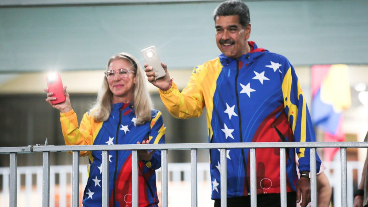 Presidente Nicolás Maduro convoca operación remate