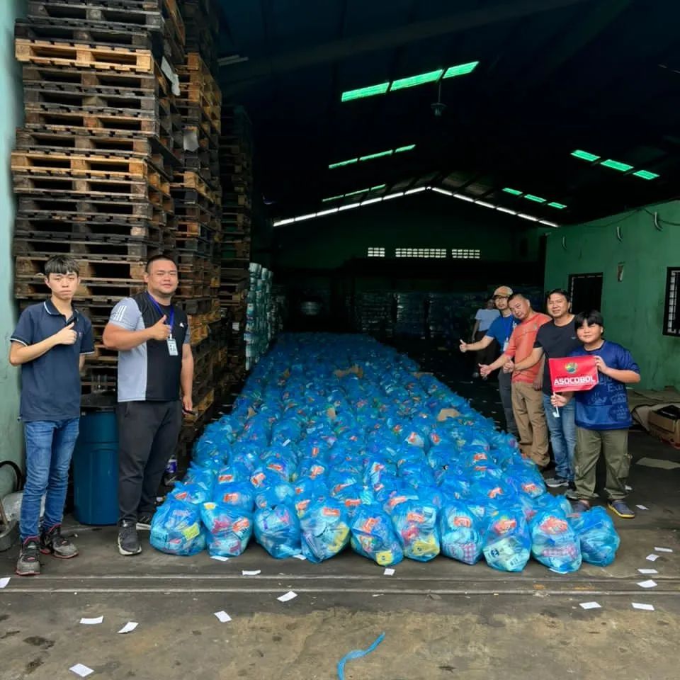 Comerciantes asiáticos donan 2.500 bolsas de comida para Cumanacoa