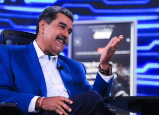 Maduro tiene planes ante una eventual reapertura de la Embajada en Washington
