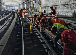 Metro de Caracas renueva rieles entre Plaza Venezuela y Ciudad Universitaria