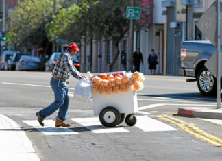 California | Nuevo precio de tarifas de permisos beneficia a vendedores ambulantes en Los Ángeles