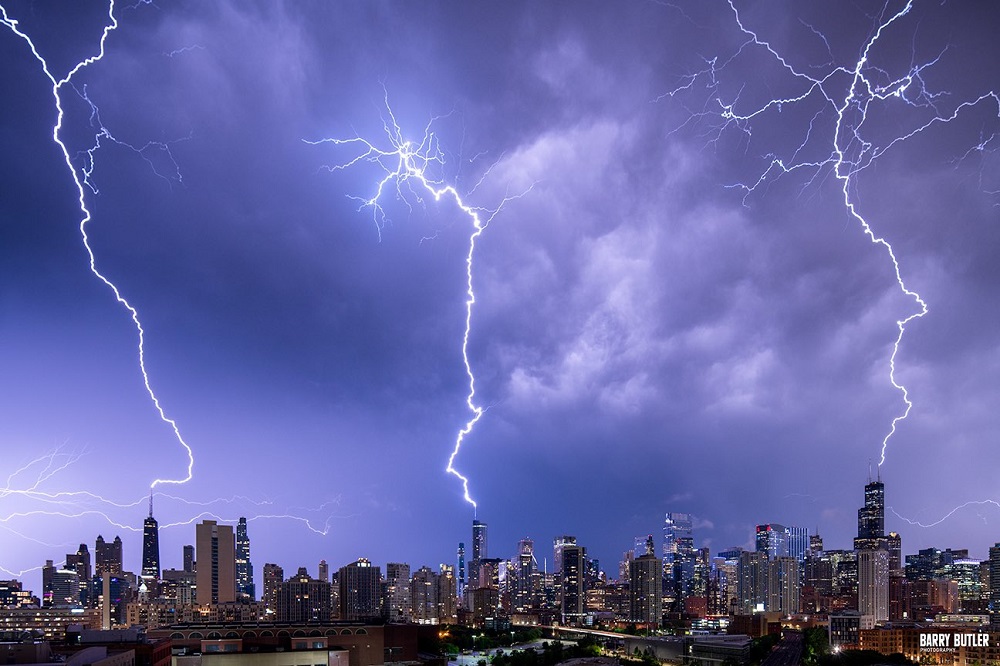 ¿Qué se sabe sobre las advertencias de tornados y tormentas severas en Chicago?