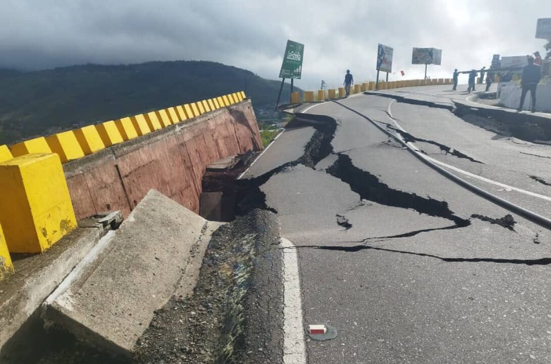 Restringen vía en frontera hacia Colombia por reconstrucción de la Troncal 1 de Táchira