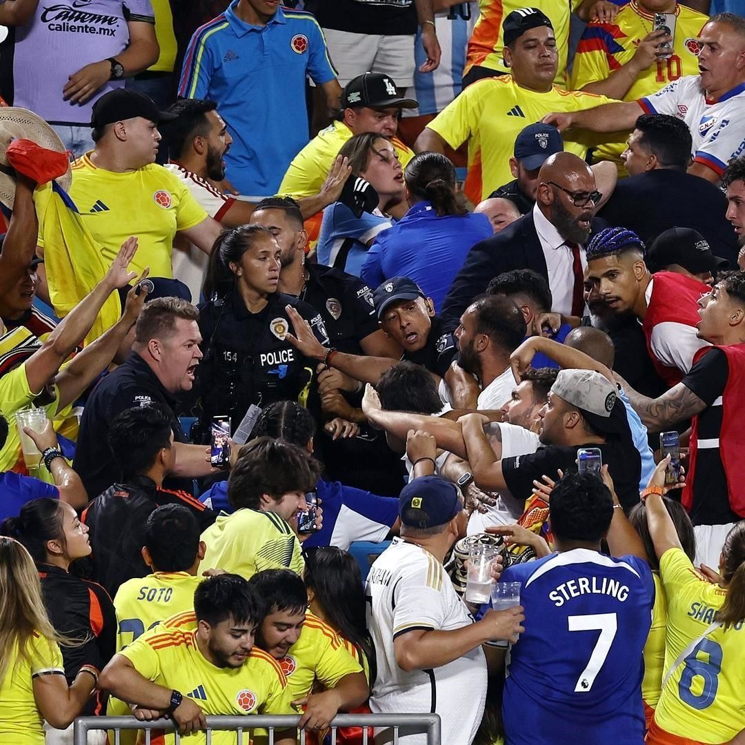 Trifulca en la Copa América: Jugadores de Uruguay se fueron a golpes con hinchas colombianos (+Video)