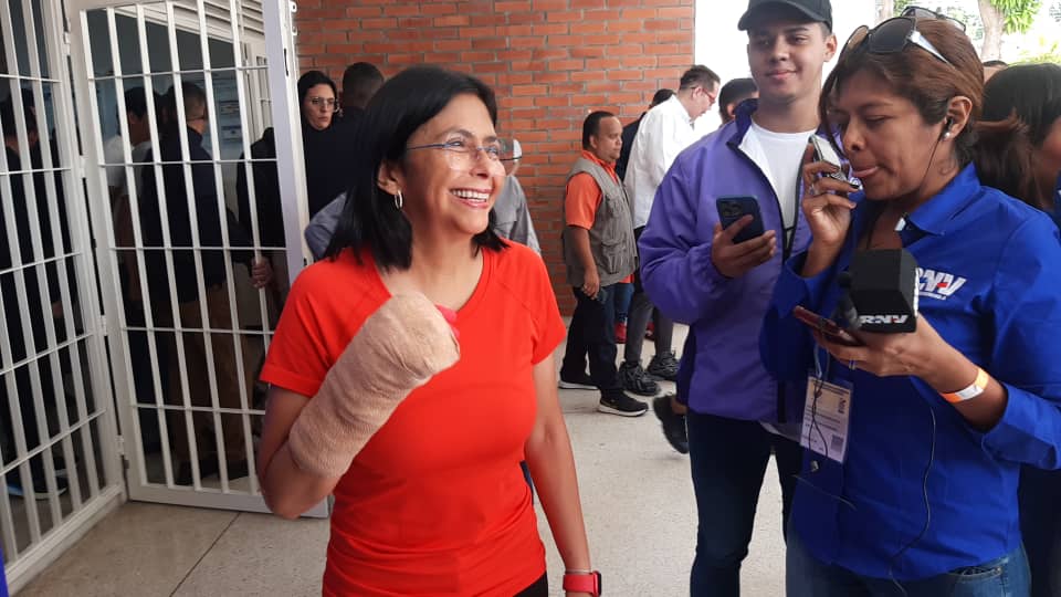 Delcy Rodríguez tras votar: El consenso más importante es la paz y la democracia