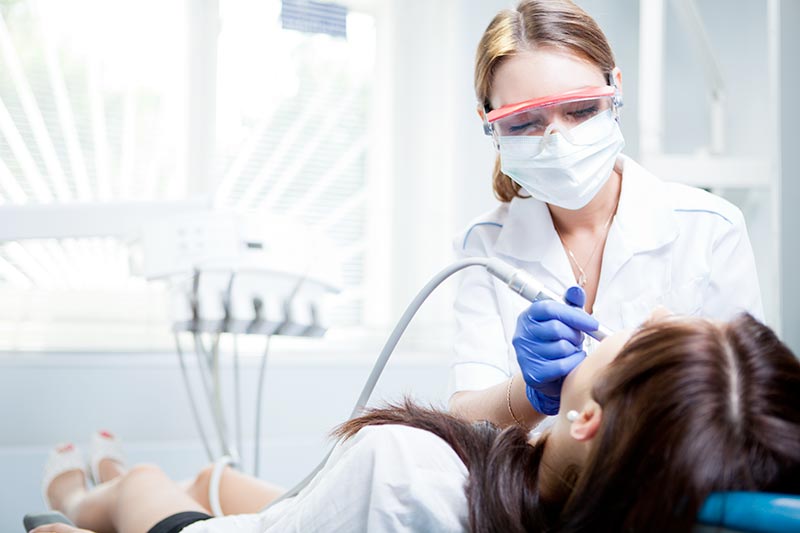 EEUU | Chicago ofrece servicios de odontología a bajo costo (+REQUISITOS)