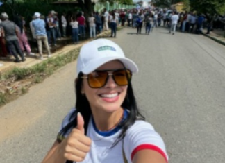 Alejandra Conde votó desde Aragua (+Fotos)