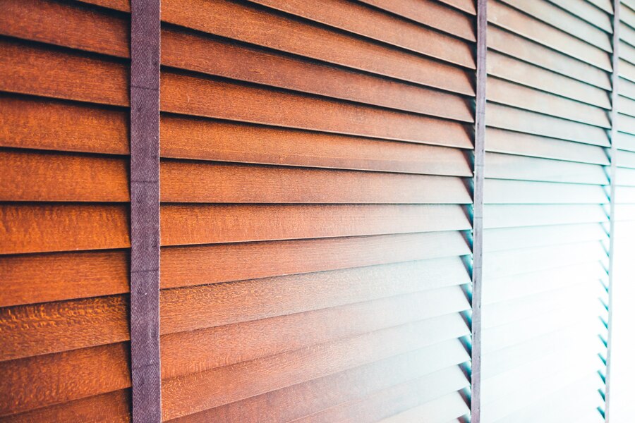 Tipos de persianas de madera: ¿cuáles son las mejores para nuestro hogar?
