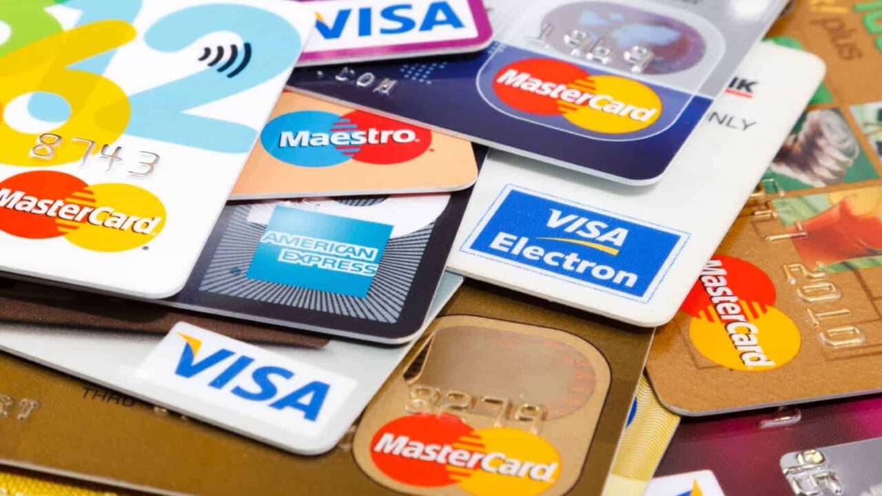 Illinois | ¿Prohiben cargos adicionales en tarjetas de crédito y débito?: Esto se sabe