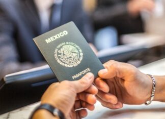 Mexicanos en Texas | Así pueden renovar el pasaporte (+Requisitos)