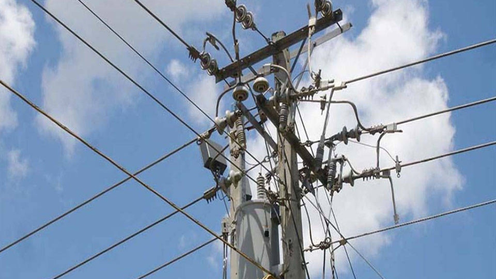 Usuarios reportan fallas eléctricas en varios estados del país este #4Ago