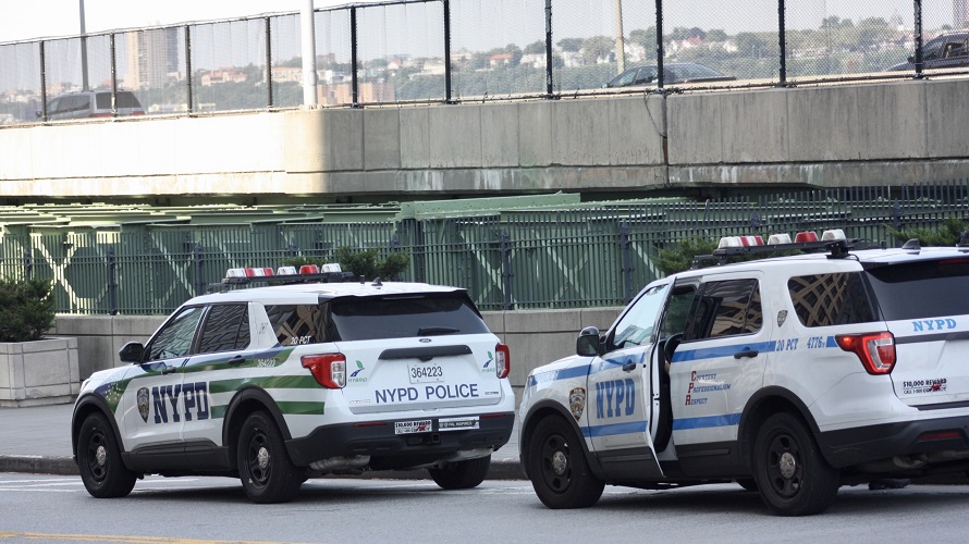 Apuñalan a migrante en el estómago en un refugio de Nueva York