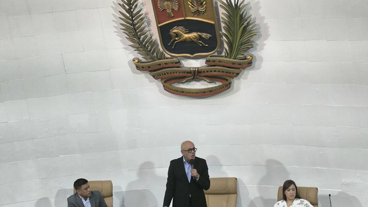 Jorge Rodríguez llama “basura” al Panel de Expertos de la ONU