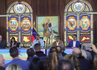 Maduro afirma que alistan dos cárceles de máxima seguridad para los “guarimberos”