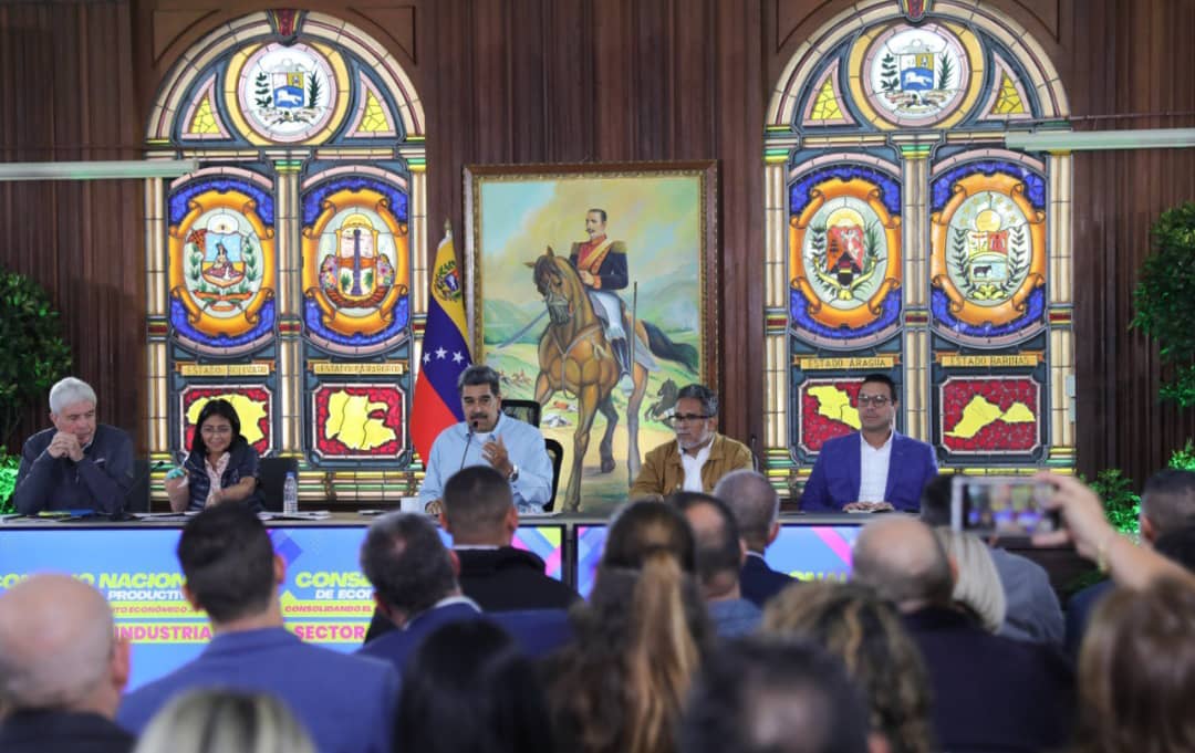 Maduro afirma que alistan dos cárceles de máxima seguridad para los “guarimberos”
