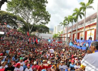 Maduro anuncia que 2.000 personas están detenidas por las “guarimbas”