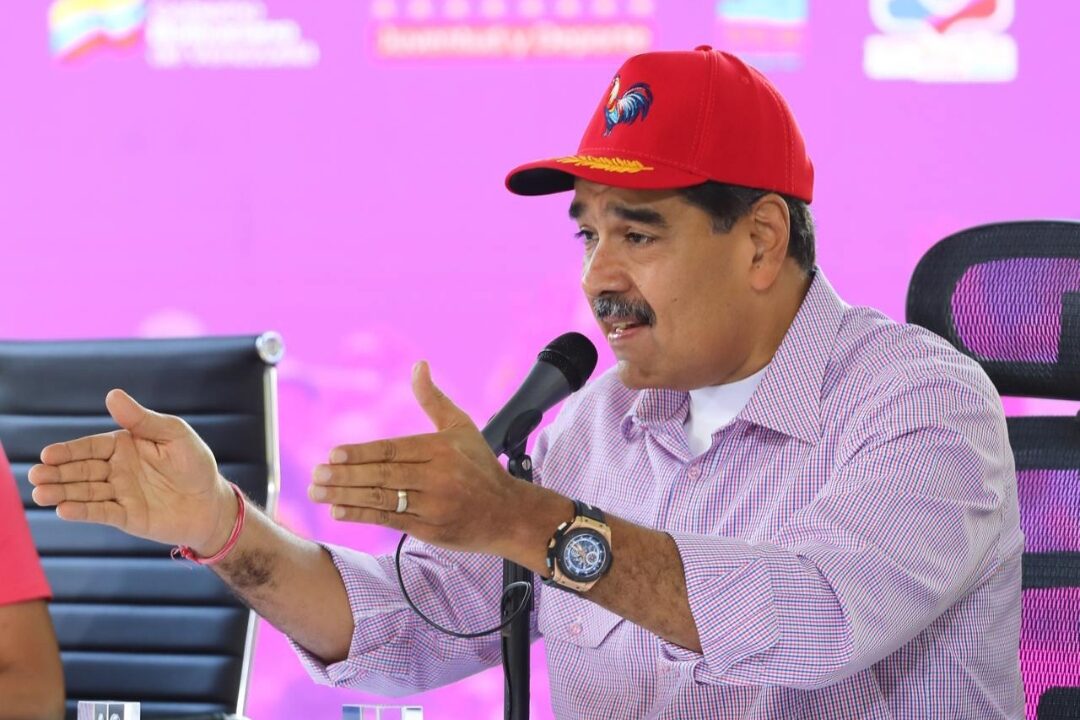 Maduro revela que Conatel propuso desinstalar WhatsApp en Venezuela (+DETALLES)