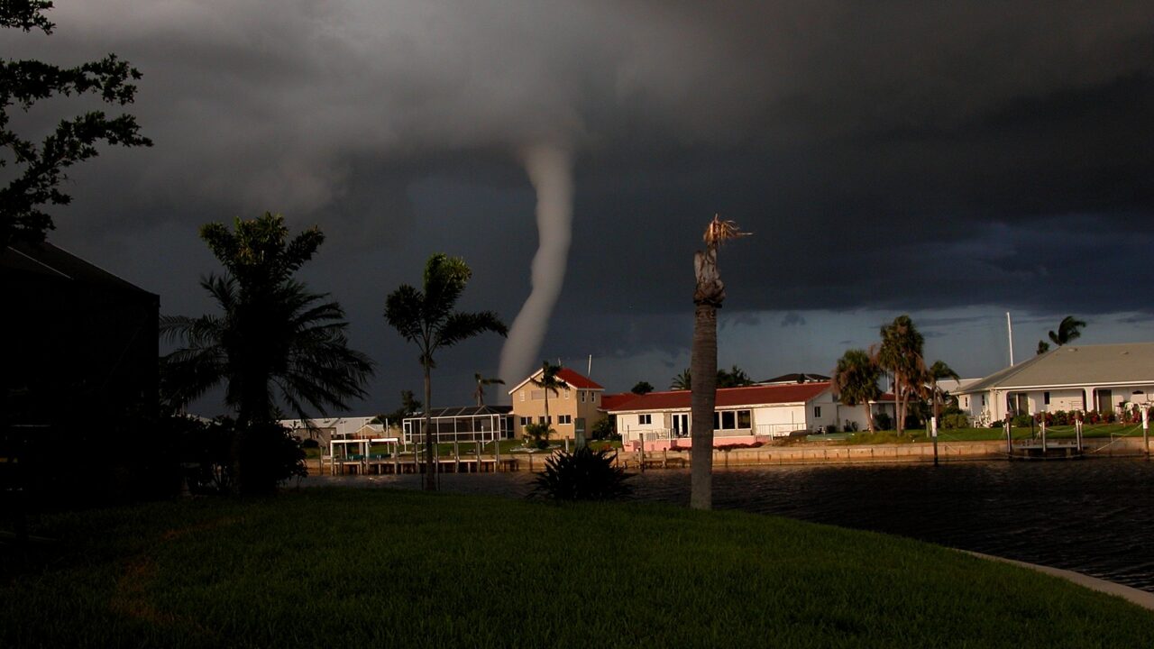 EEUU | Tornado arrasó con varias viviendas en Carolina del Norte (+Fotos)