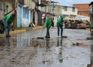 Lluvias provocaron inundaciones en tres municipios del estado Aragua (+Video)