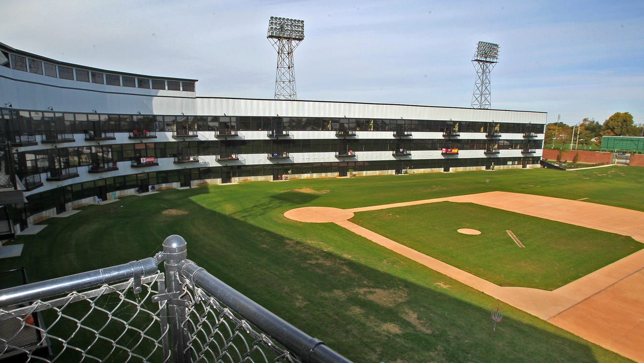 EEUU | Compran estadio de béisbol por $1 y lo transforman en un departamento lujoso