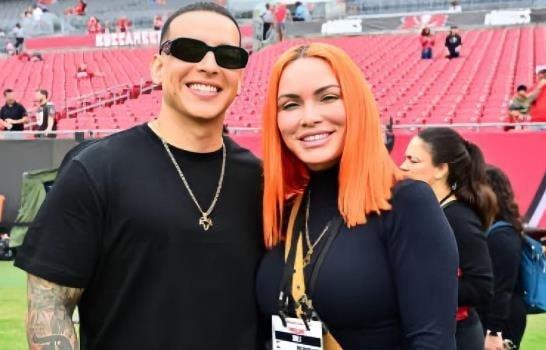 Esposa de Daddy Yankee hace importante anuncio (+Detalles)