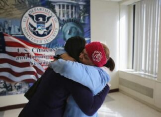 Uscis | Personas elegibles recibirán ajuste del estatus migratorio el 19 de agosto en EEUU